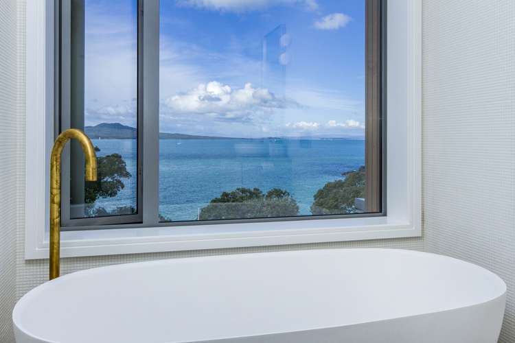 249 Hurstmere Road Takapuna_19