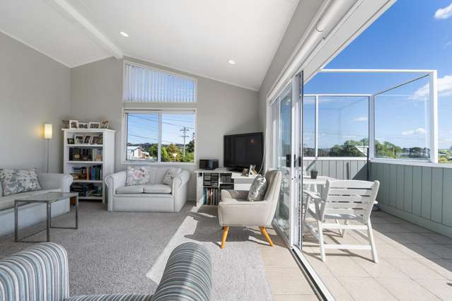 1/85 Deep Creek Road Waiake_3