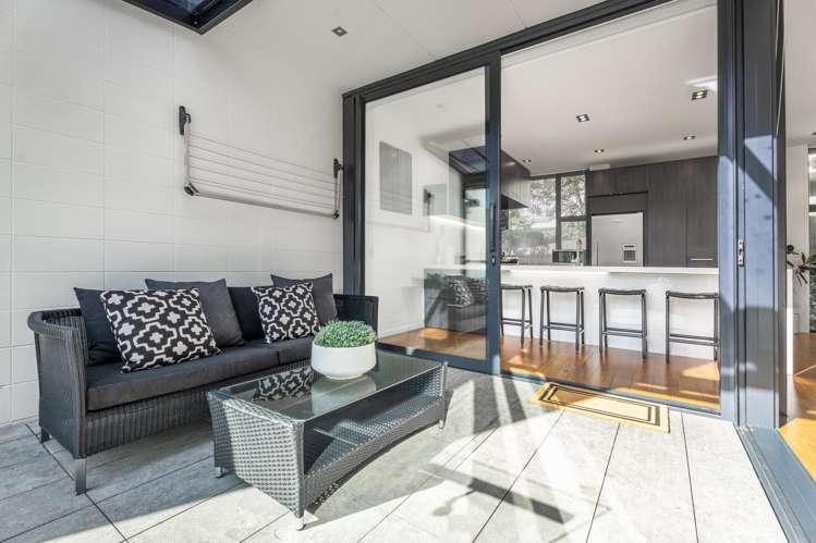 43 Scarborough Terrace Parnell_5