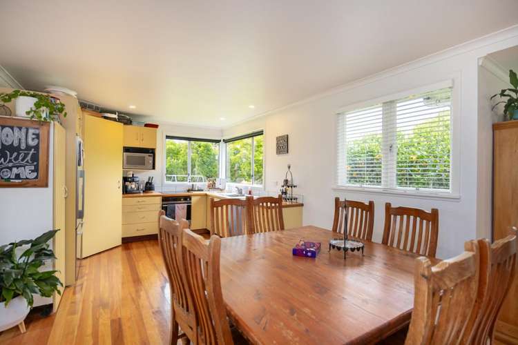1397 Makino Road Halcombe_10