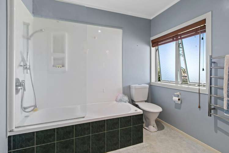 1560 Cambridge Road 11373_18