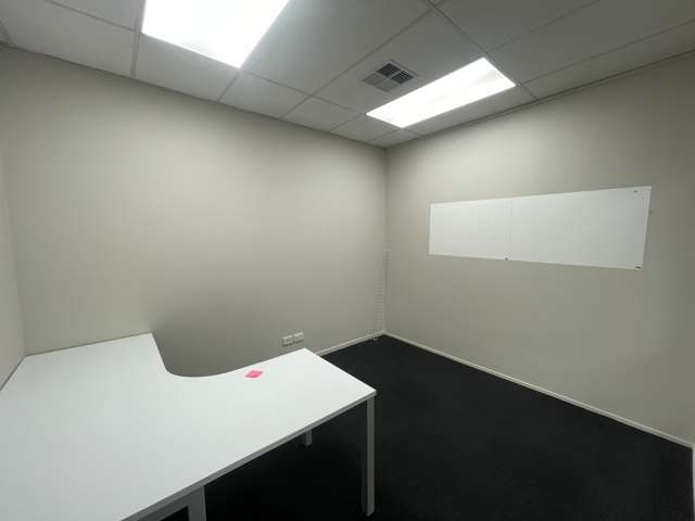 Rear Office/326 Church Street Penrose_3