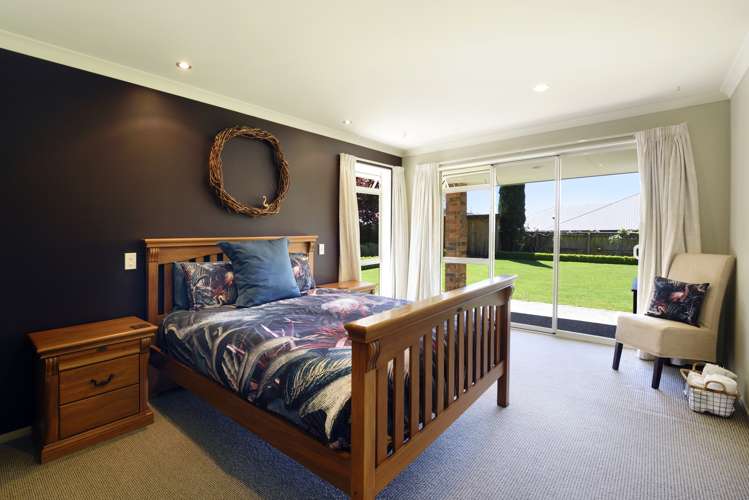 24 Park Drive Richmond_11