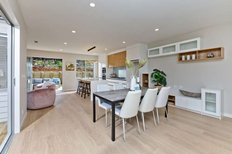 111 Colonial Drive Silverdale_12