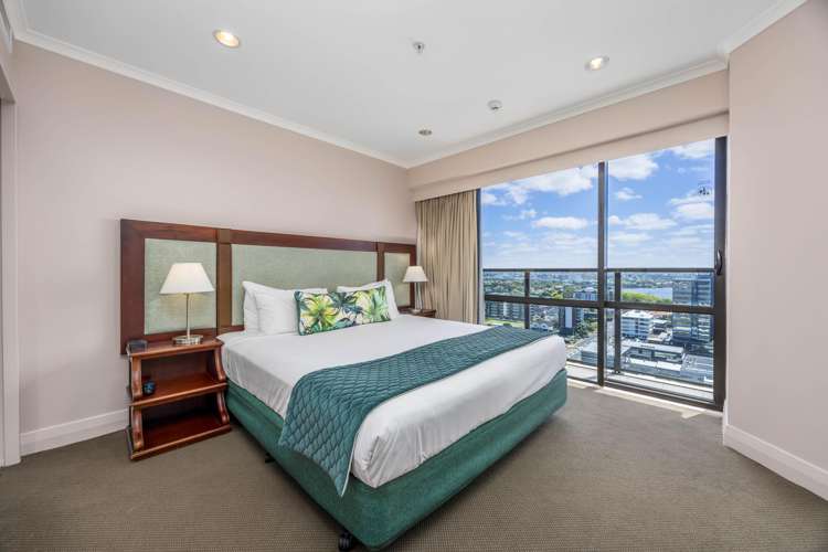 Address withheld Takapuna_8