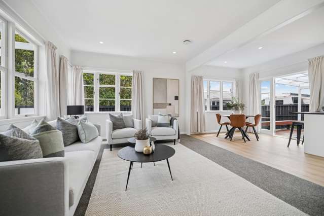 Perfect entry level home into Riverhead