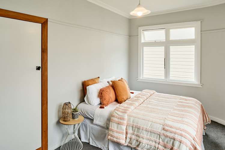 2/1 Rixon Grove Mount Victoria_6