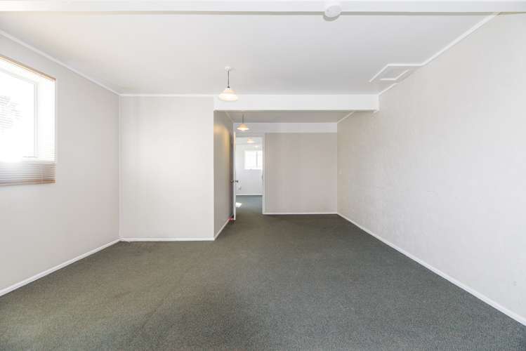 177 Henderson Valley Road Henderson_15