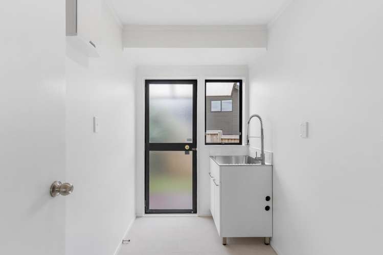 8 Fathom Place Te Atatu Peninsula_23