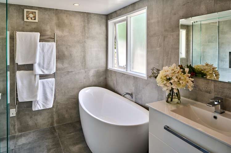 25 Eskdale Road Papakowhai_12