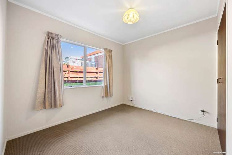 2/113 Lynwood Road New Lynn_14