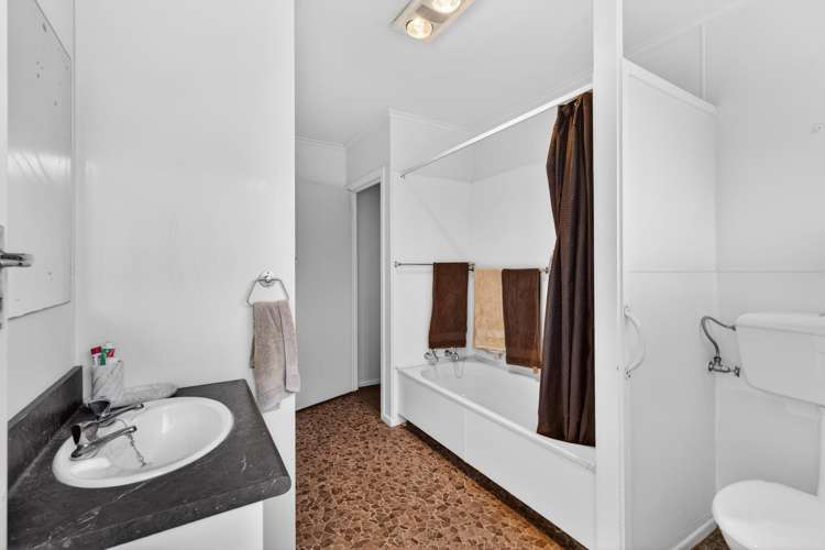 2/18 Armour Place Onekawa_8