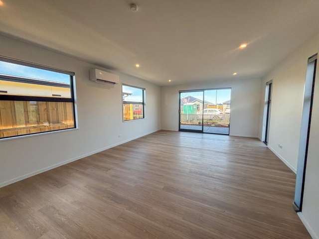 33 Buxus Way 11103_2