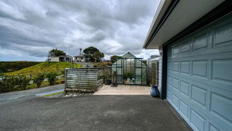 8 Harrys Lane Pukenui_24