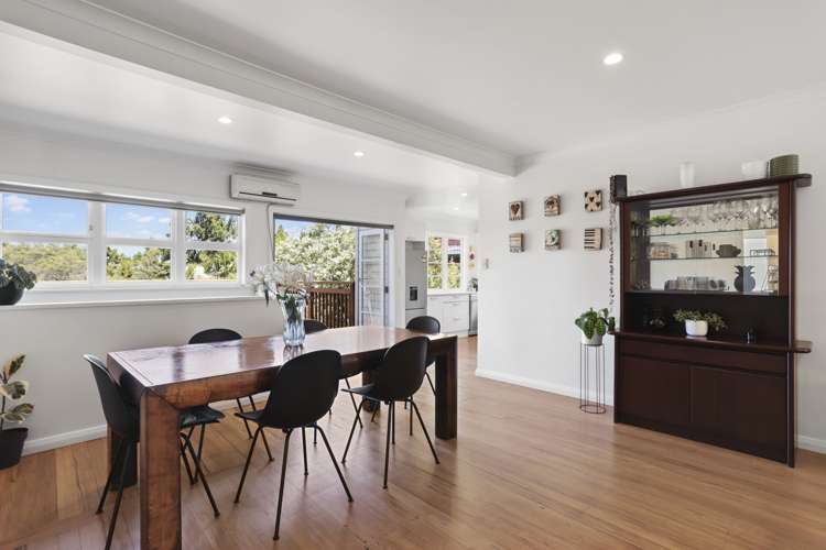 234 Godley Road Titirangi_8