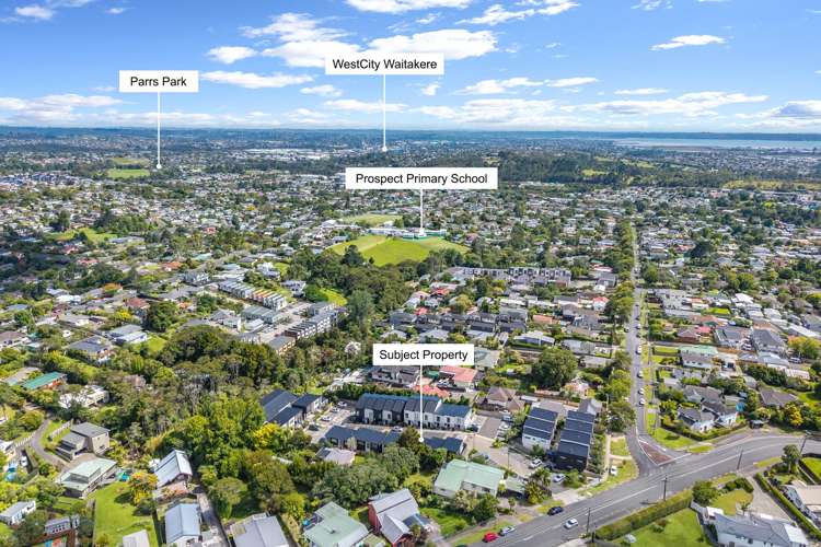 5 Tokai Place Glen Eden_11