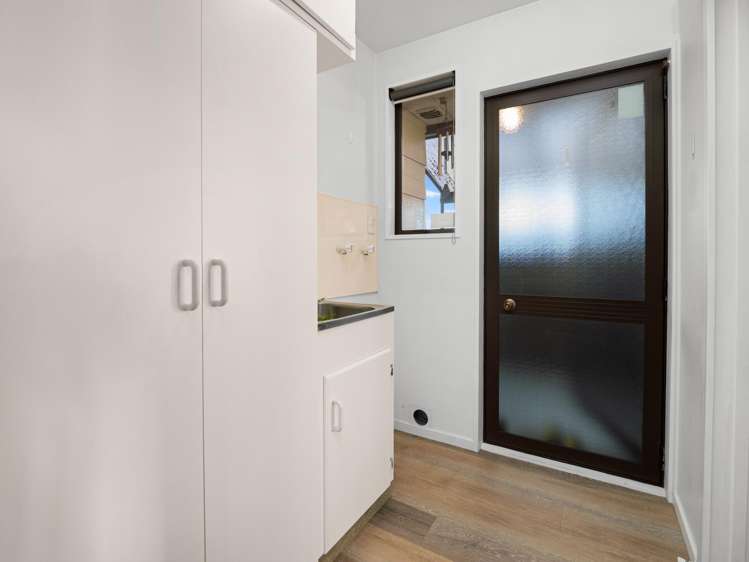 1/18 Dumfries Drive Hei Hei_14