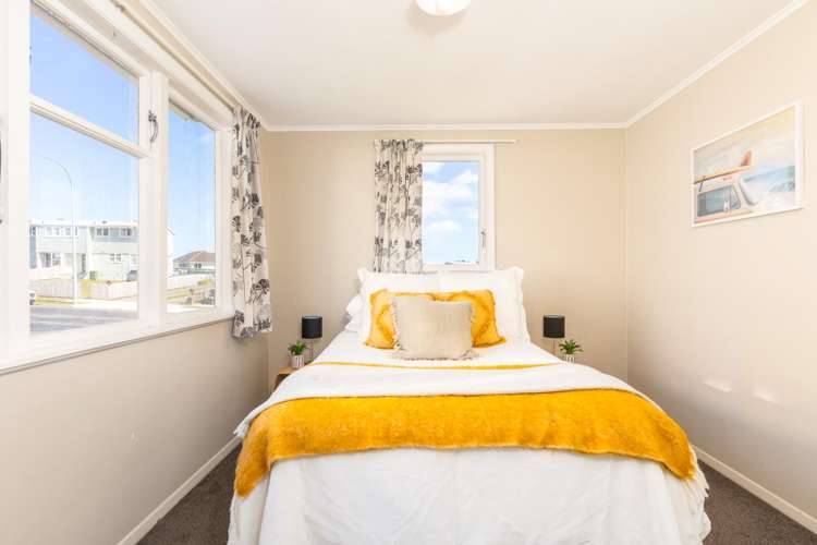 106 Warspite Avenue Cannons Creek_9