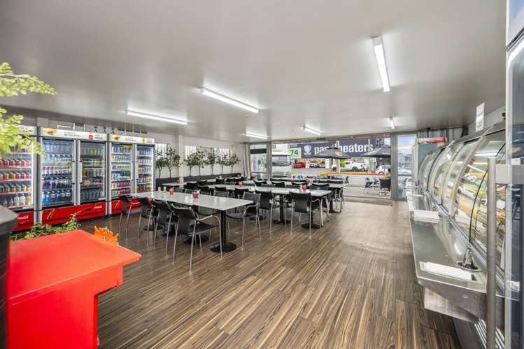 83 Ellice Road Wairau Valley_5