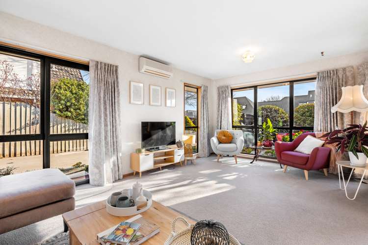 1/74 Lowry Avenue Redwood_5