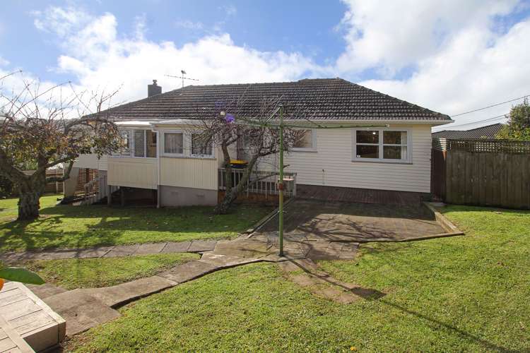 18 Raeben Avenue Hillcrest_25