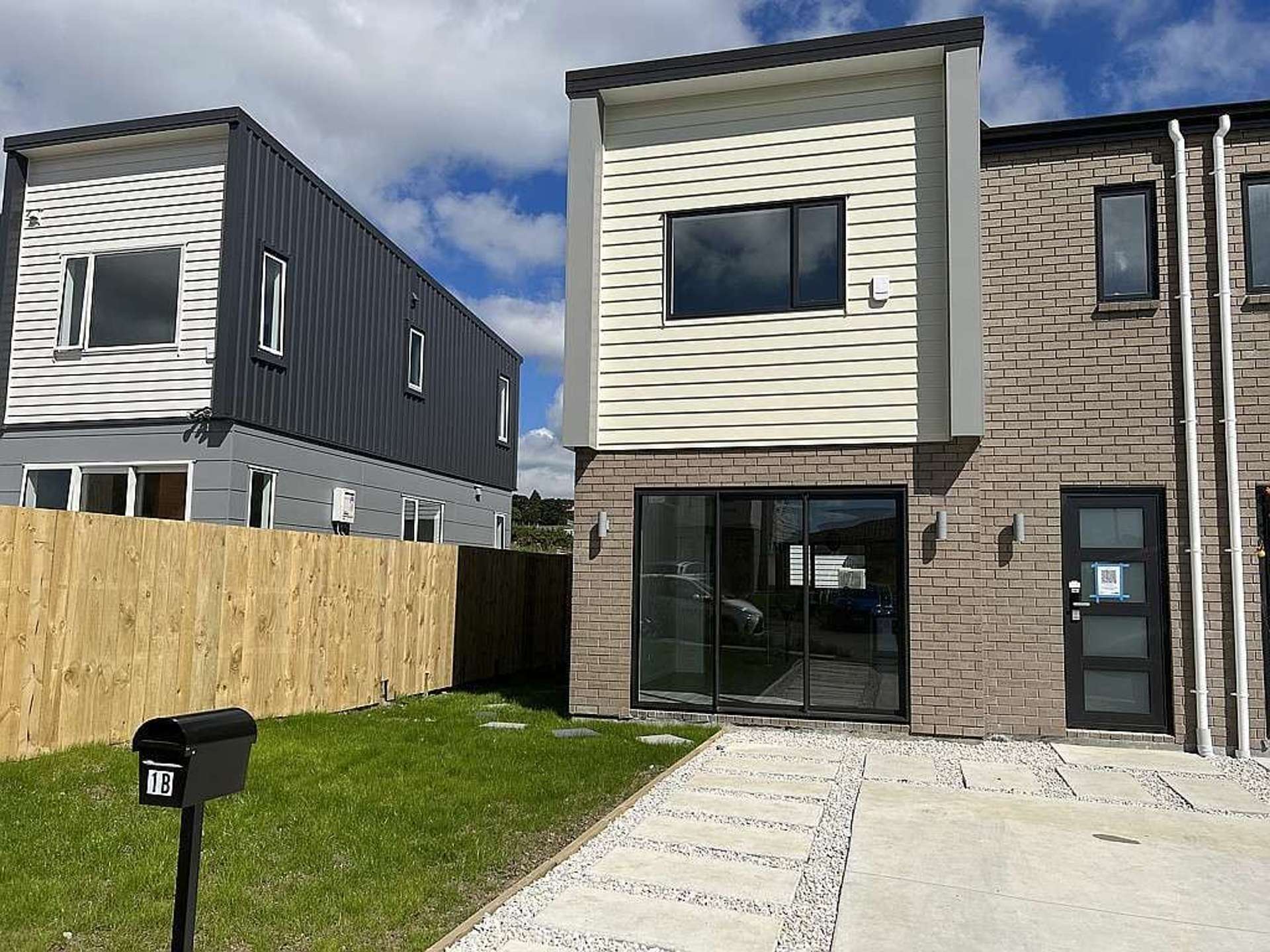 1b Poruru Close Papakura_0