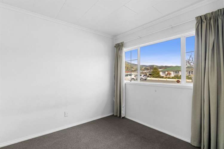 3/62a Tipahi Street Nelson South_9