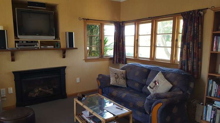 1942 Miranda Road Mangatangi_7