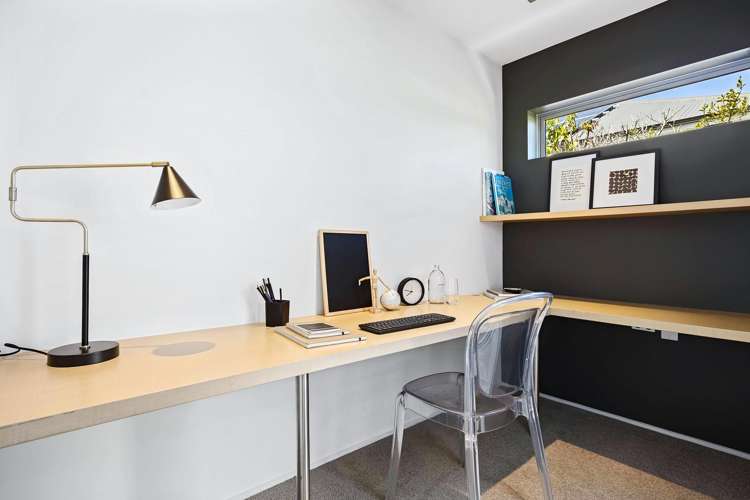 9 Poynder Avenue Merivale_13