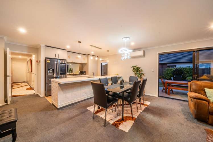 3 Te Kaeaea Crescent Wallaceville_12