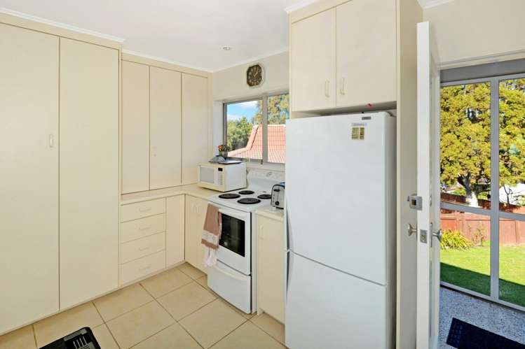 1/14 Pamela Place New Lynn_10