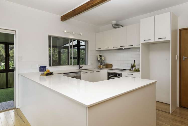 3 Jeff Place Howick_12