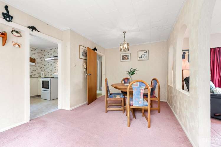 13 Christchurch Crescent Kelson_6