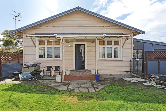 621 Avenue Road West Saint Leonards_1