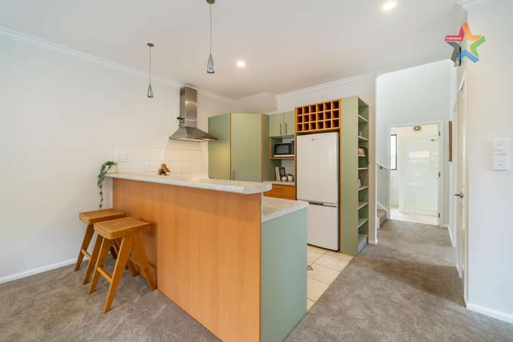 8 Futuna Close Karori_6