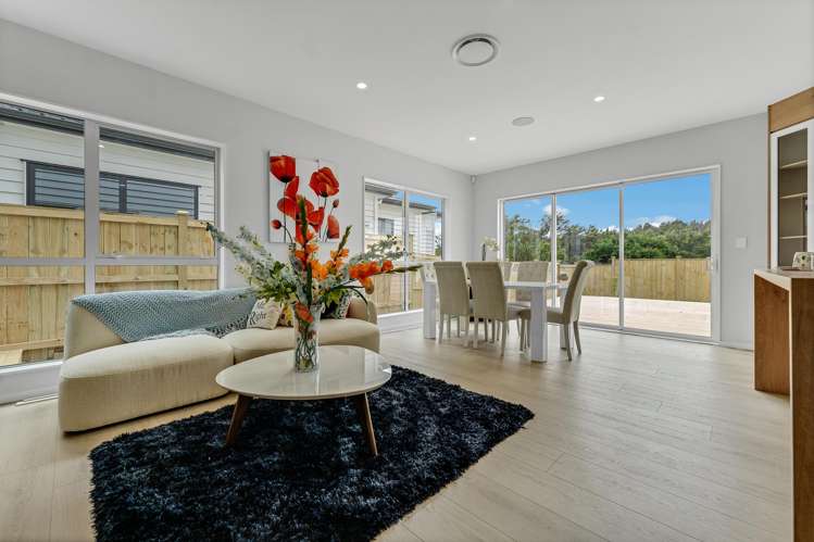 32 Castlebane Drive Flat Bush_2