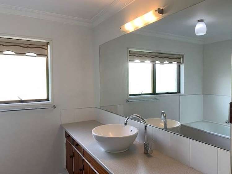 10a Tutchen Street Tauranga Central_11