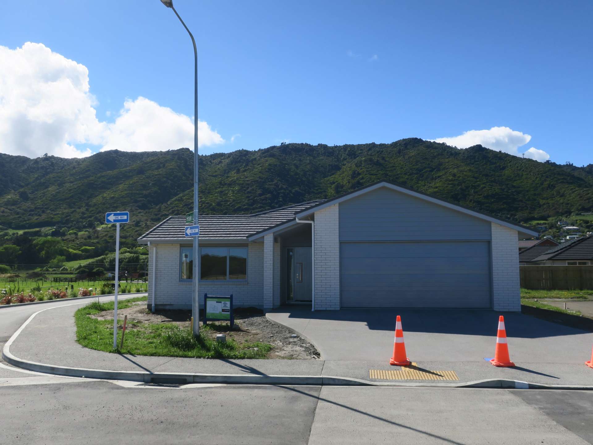 11 Tapuhikura Street Waikanae_0