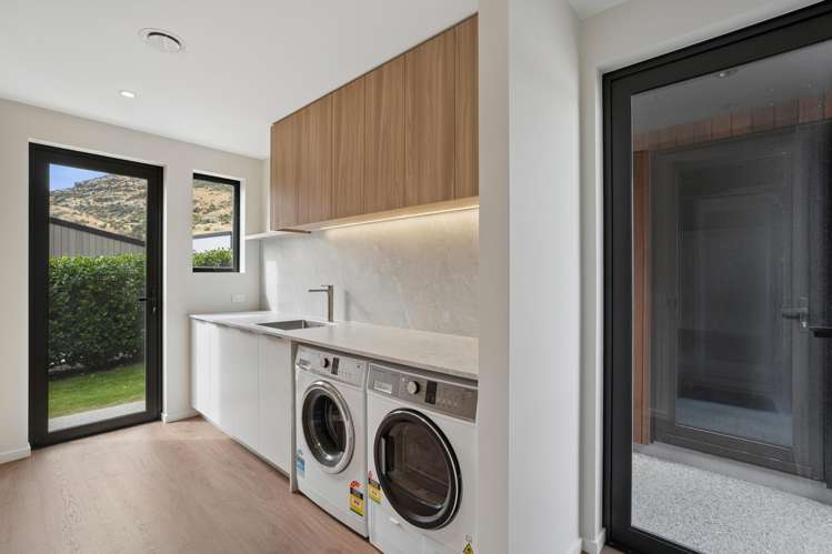 6 Red Deer Rise Kelvin Heights_22