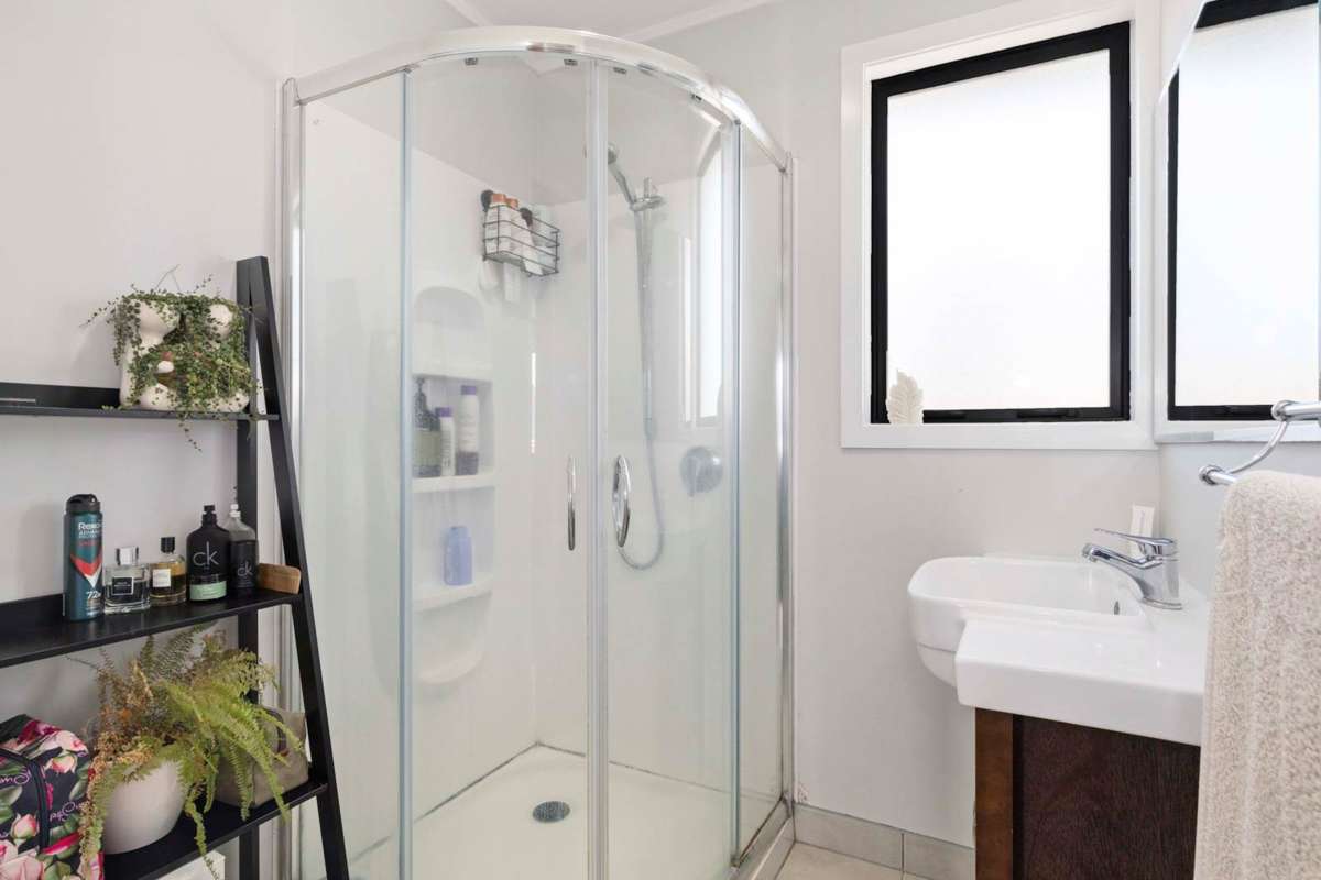 18A Booth Crescent_4