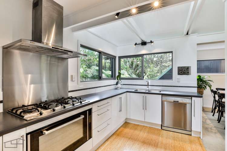 334 Huia Road Titirangi_15