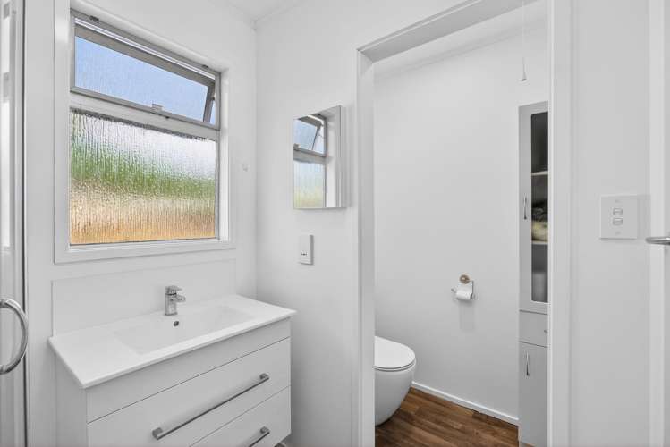 9 Black Street Stoke_24