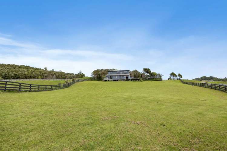 525 Valley Road Kaiwaka_23