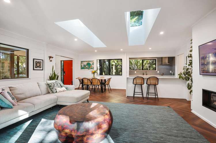 203 Scenic Drive Titirangi_5