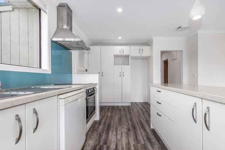 124 Te Pene Avenue Titahi Bay_4