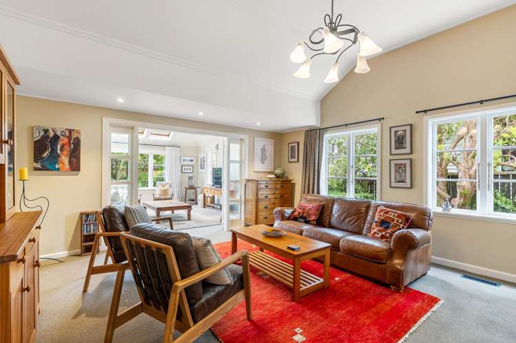 68 Friend Street Karori_12