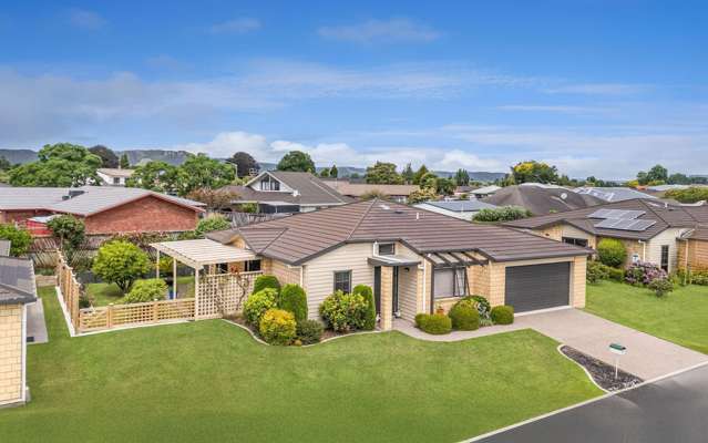 Tranquil elevated living in prime location