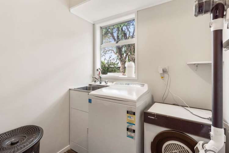 12 Pakira Avenue Glendene_29