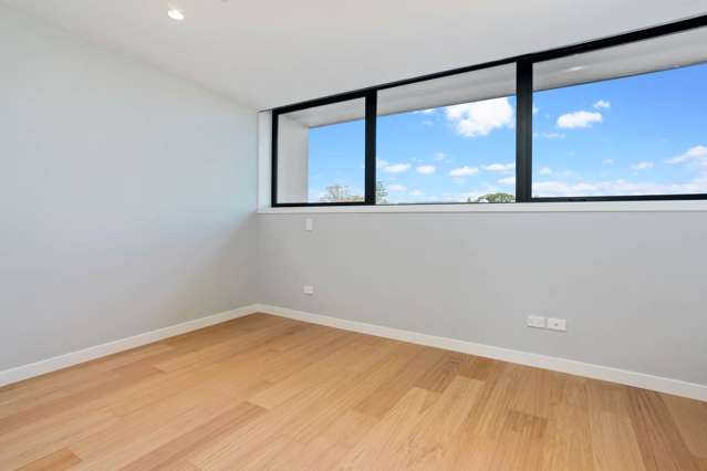 4/14 Todd Plaza New Lynn_4