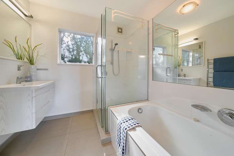 94 Stapleford Crescent Browns Bay_16